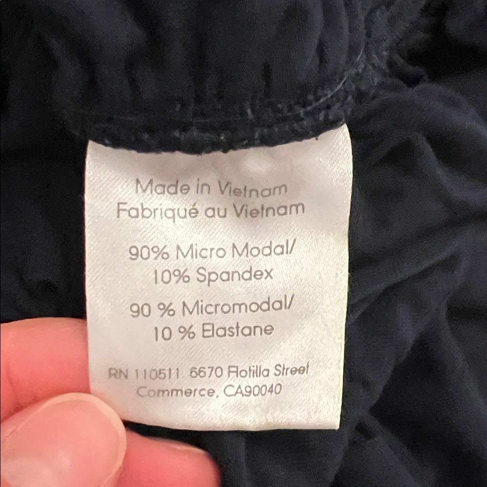 Ingrid & Isabel Elegant Navy Ruched Maternity Dress Size Medium - Picture 5 of 6